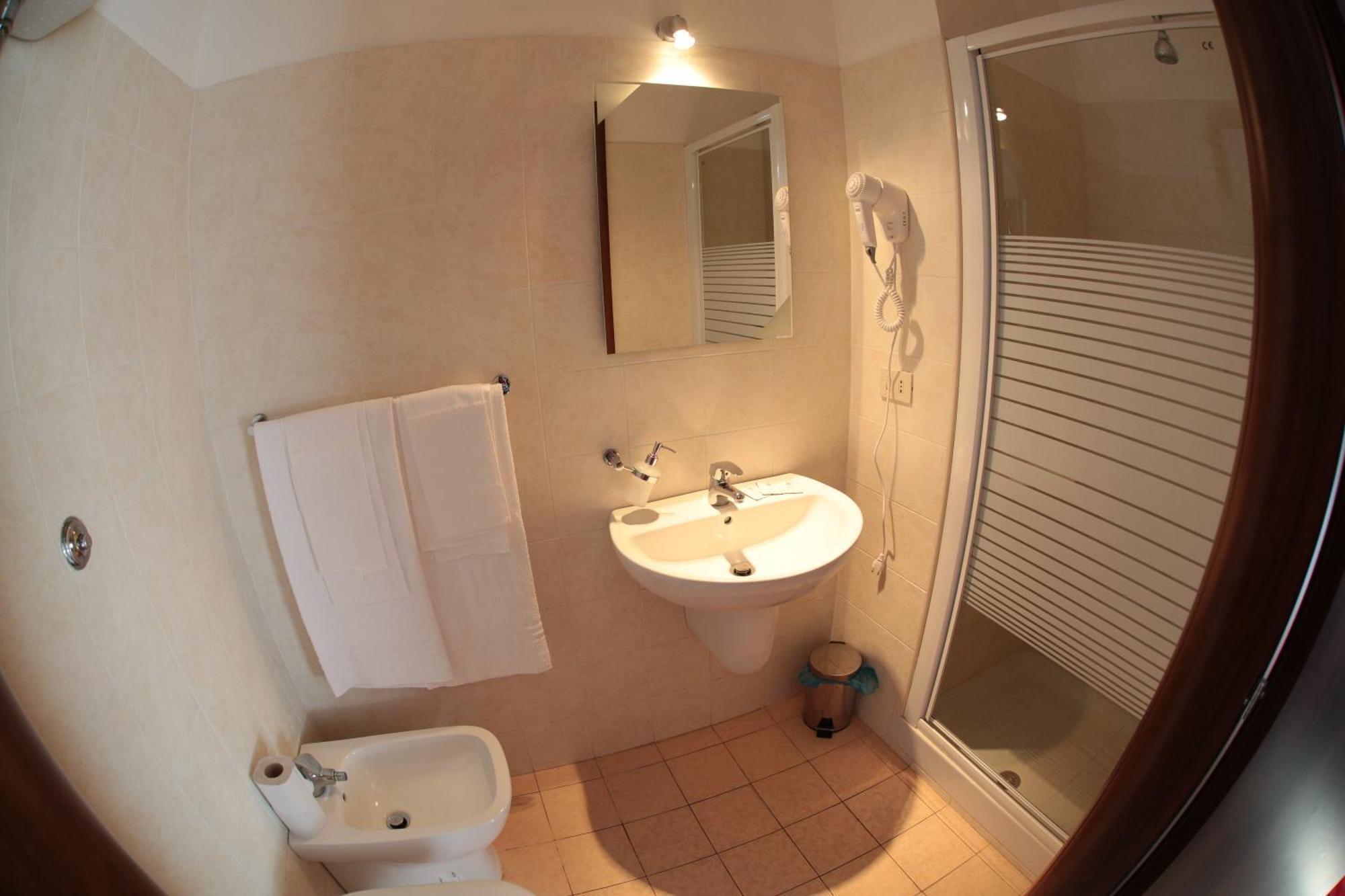 רומא Residence Morena מראה חיצוני תמונה